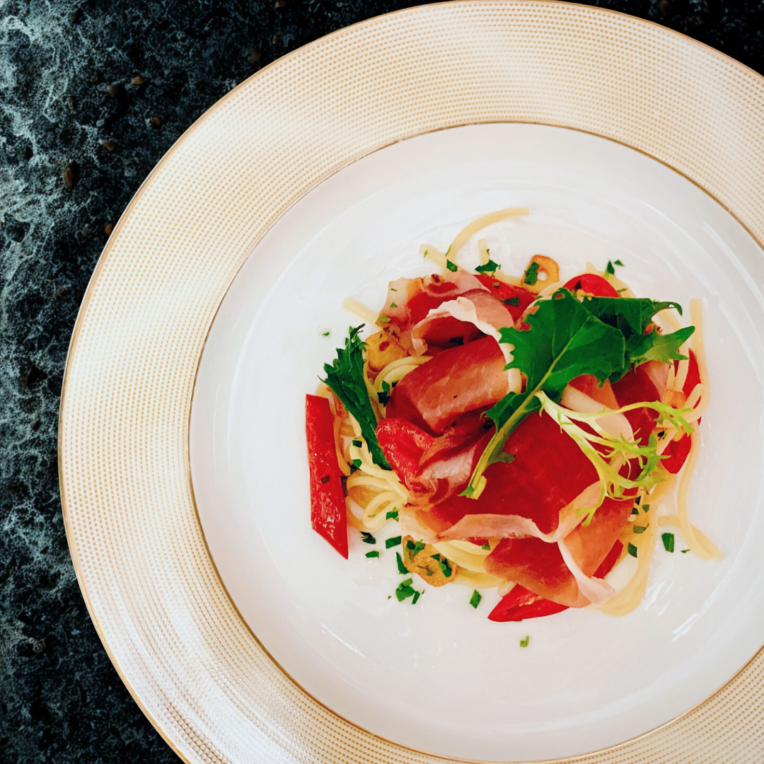 Spaghetti Aglio e Oilo with Parma Ham