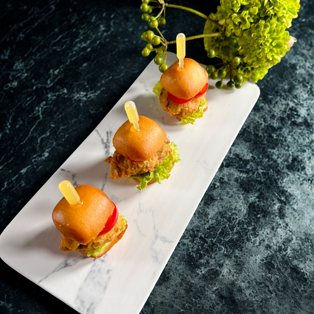 Speacial Fried Chicken Bun with Lemon Gel