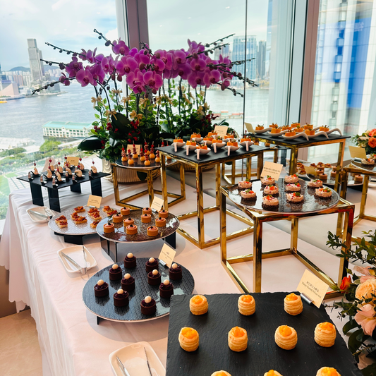 Business Set - Choice of 12 Canapés