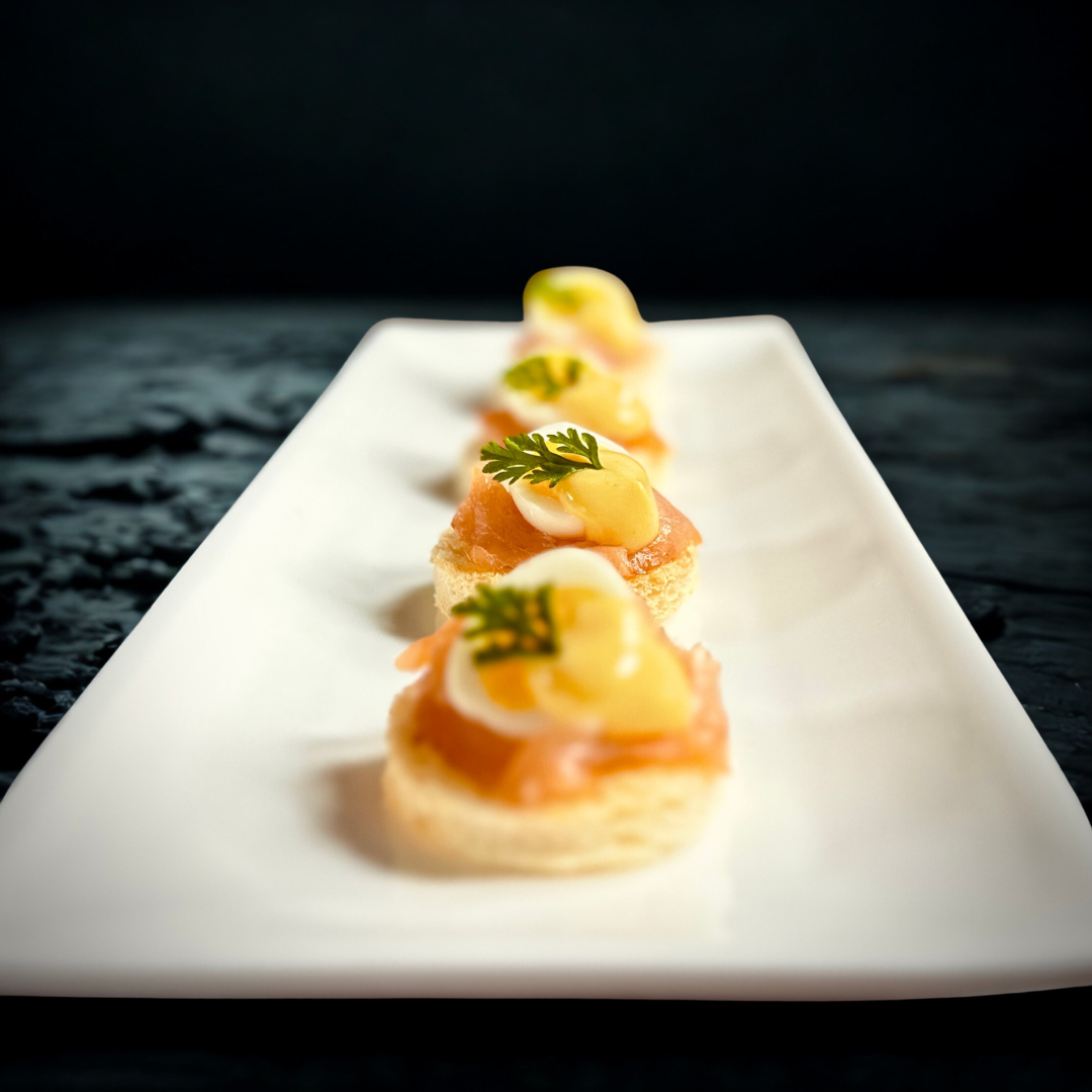 Benedict with Smoked Salmon and Lemon Hollandaise