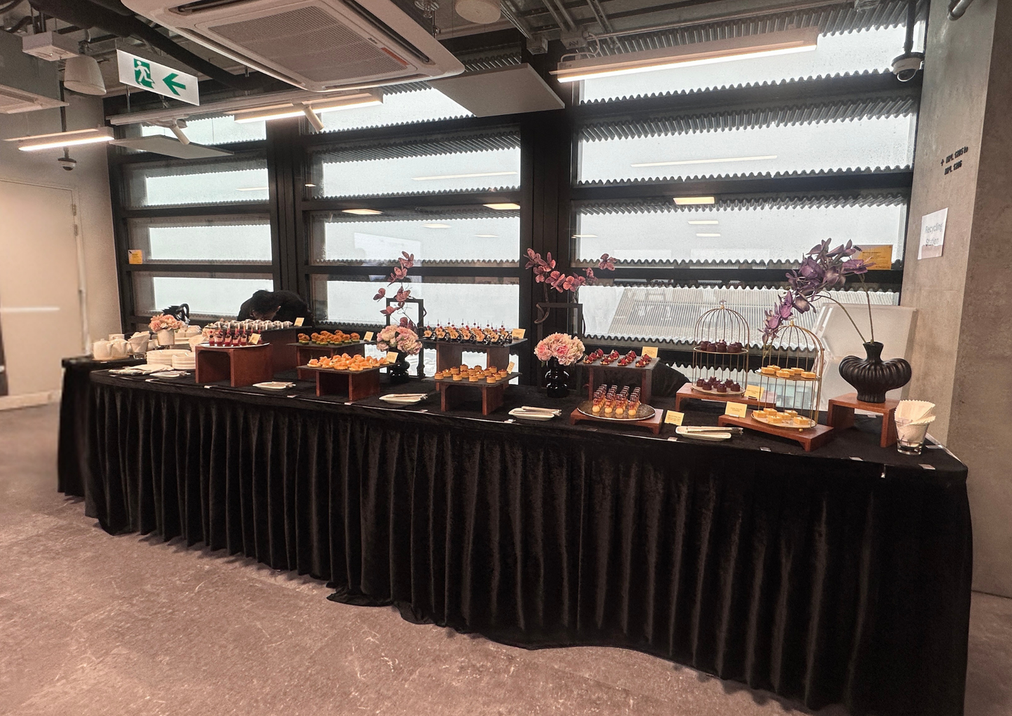 Bespoke 12 Canapés