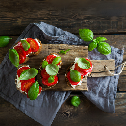 🍀Cream Cheese & Tomato Bruschetta